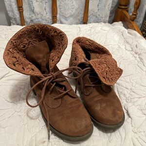 Women’s American Eagle boot size 10